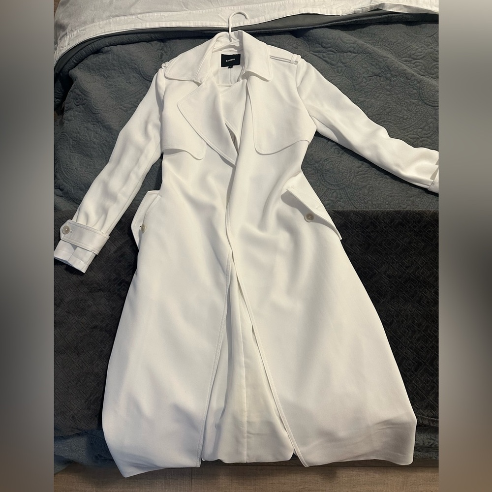 Trench coat - Picture 8 of 8